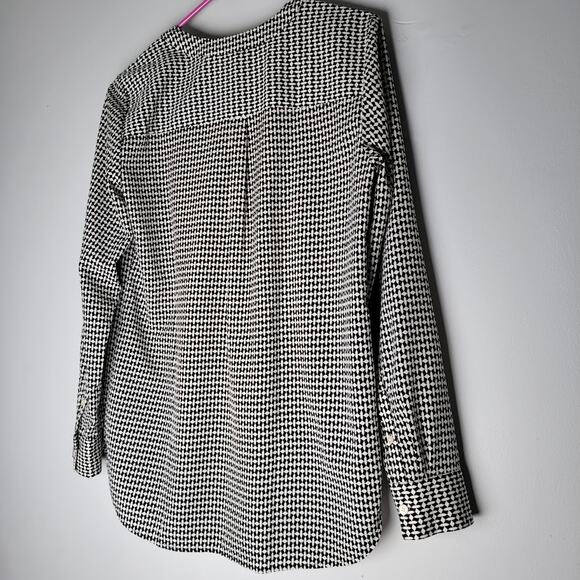 Talbots Blouse Small Black White Houndstooth Long Sleeve Work Top Career Wear - Picture 3 of 11